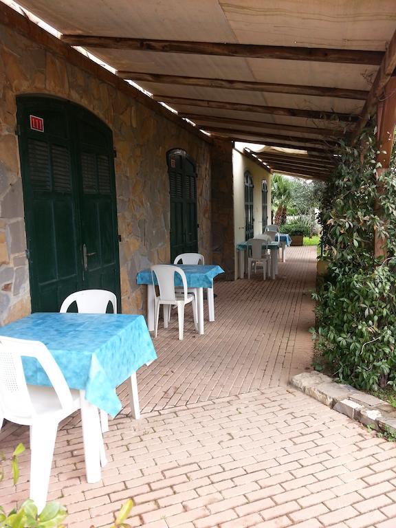סנטו סטפנו אל מארה Albergo Ristorante Lucciola מראה חיצוני תמונה